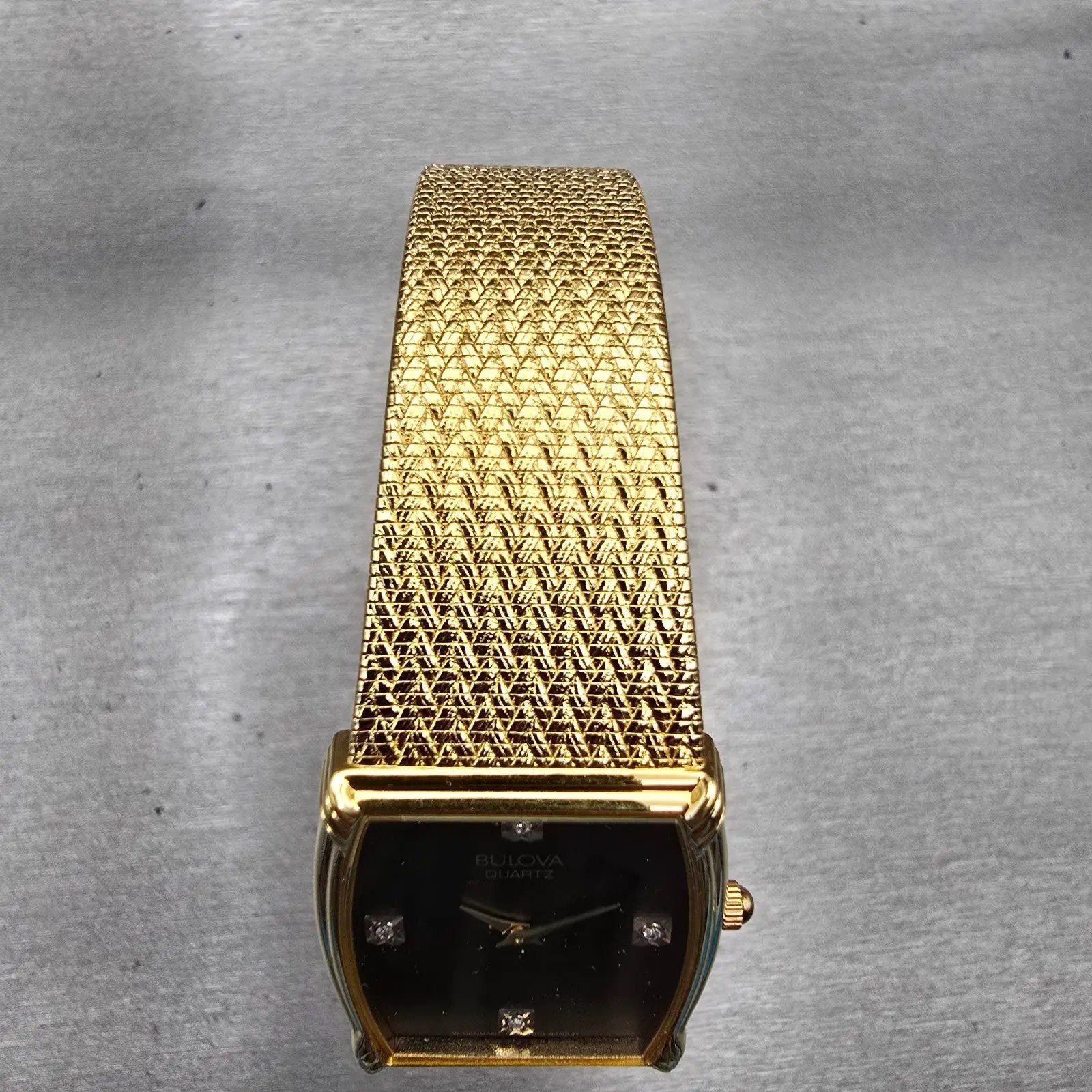 Bulova Watch Men 26mm Black Dial Gold Tone Rectangle 92N69Y New Battery Vintage4