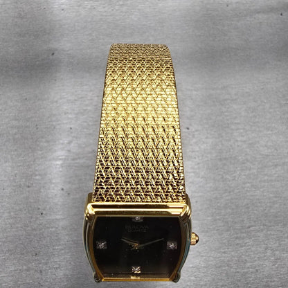 Bulova Watch Men 26mm Black Dial Gold Tone Rectangle 92N69Y New Battery Vintage4