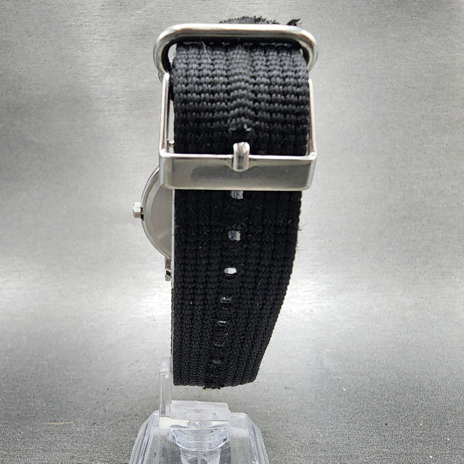 Timex Weekender Watch Men 38mm Cream Dial Silver Tone Indiglo READ!! New Battery7