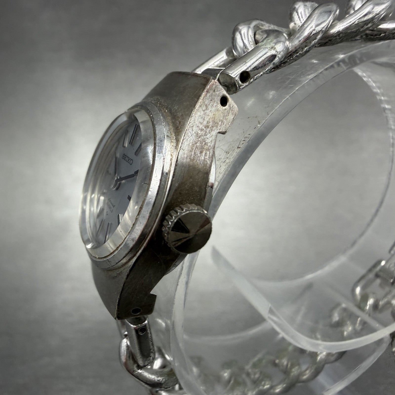 Seiko Special Watch Women 18mm Blue Dial White Gold Plated Manual Wind Runs2