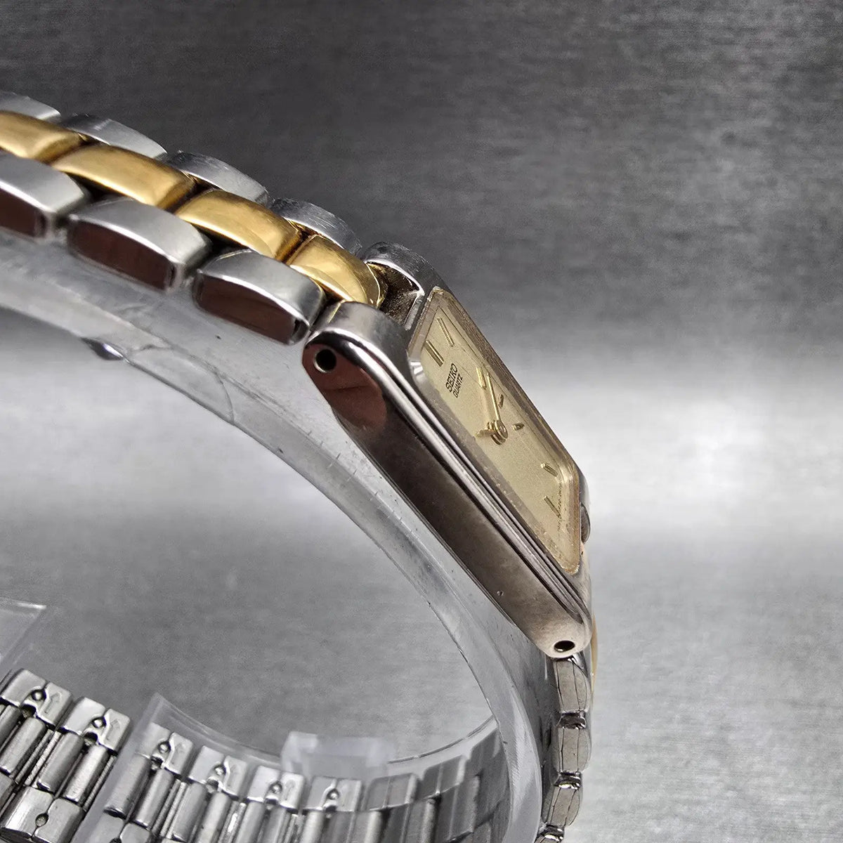 Seiko Watch Women 14mm Champagne Dial Two Tone Rectangle 1F20-5D30 New Battery3