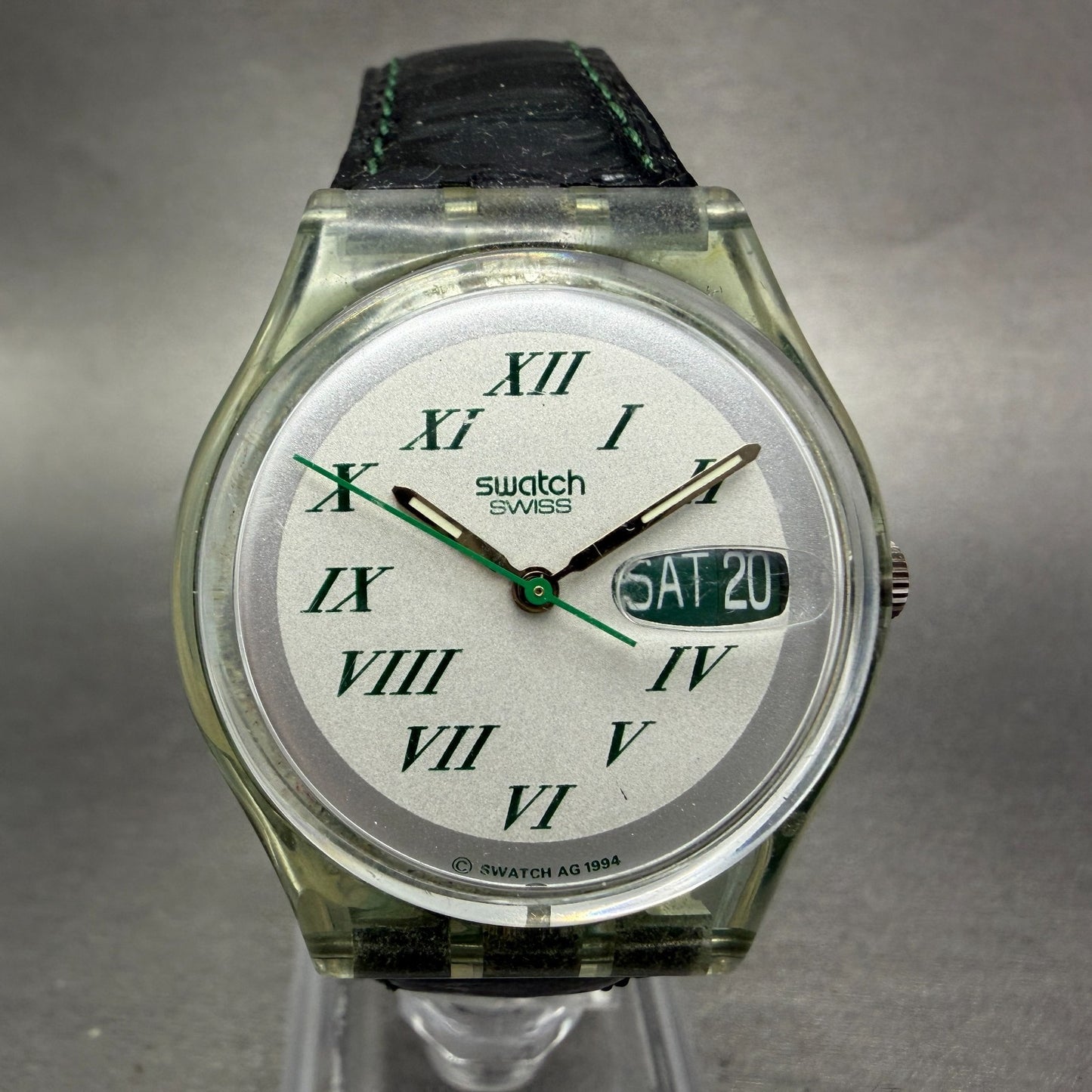 Swatch Green Lacquer Watch Men 34mm White Dial Clear Daydate GM709 New Battery0