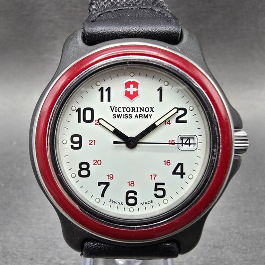 Victorinox Swiss Army Watch Men 39mm White Dial Black Red Date New Battery 60