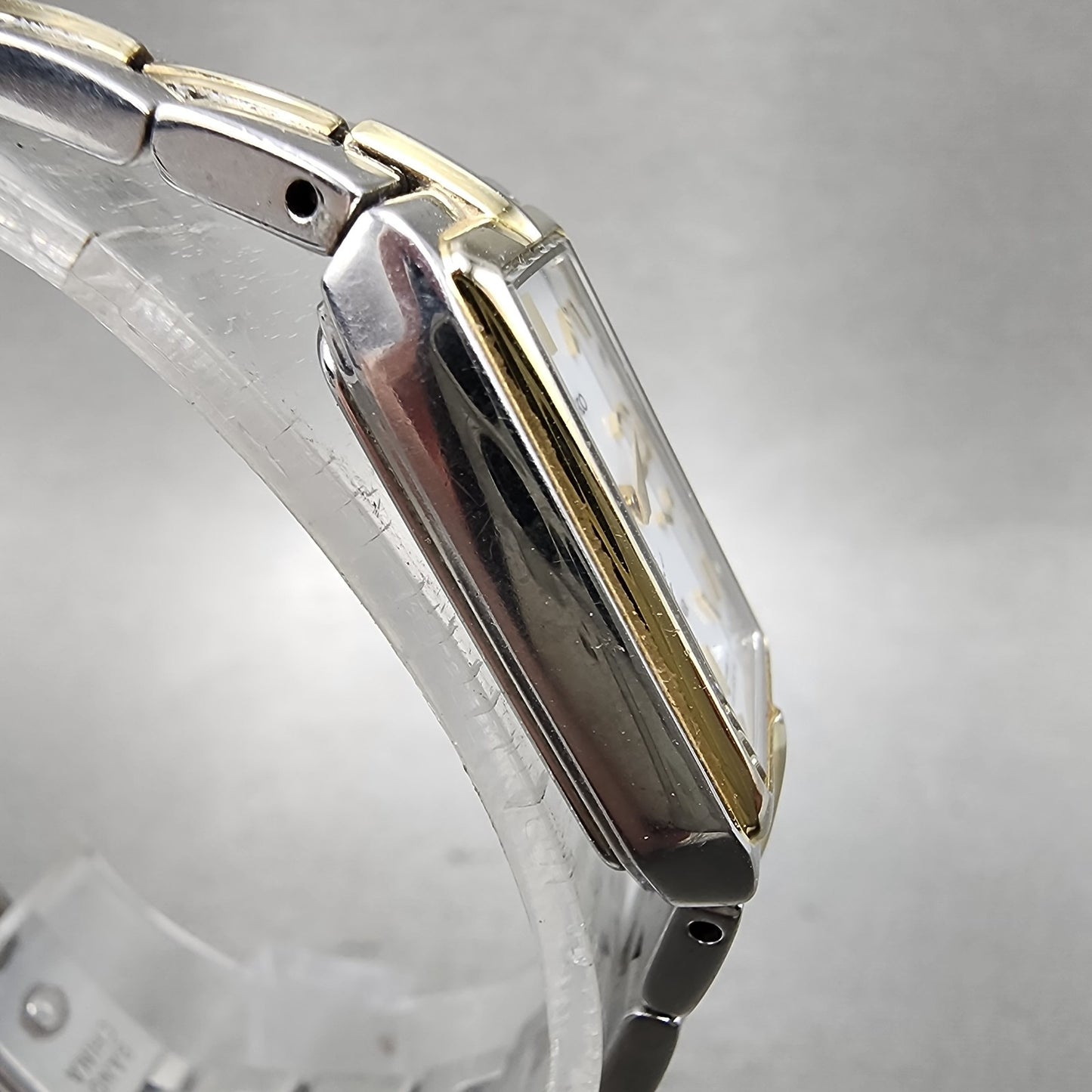 Seiko Solar Tank Watch Women 15mm White Dial Two Tone Rectangle V1160ah0 Runs A3