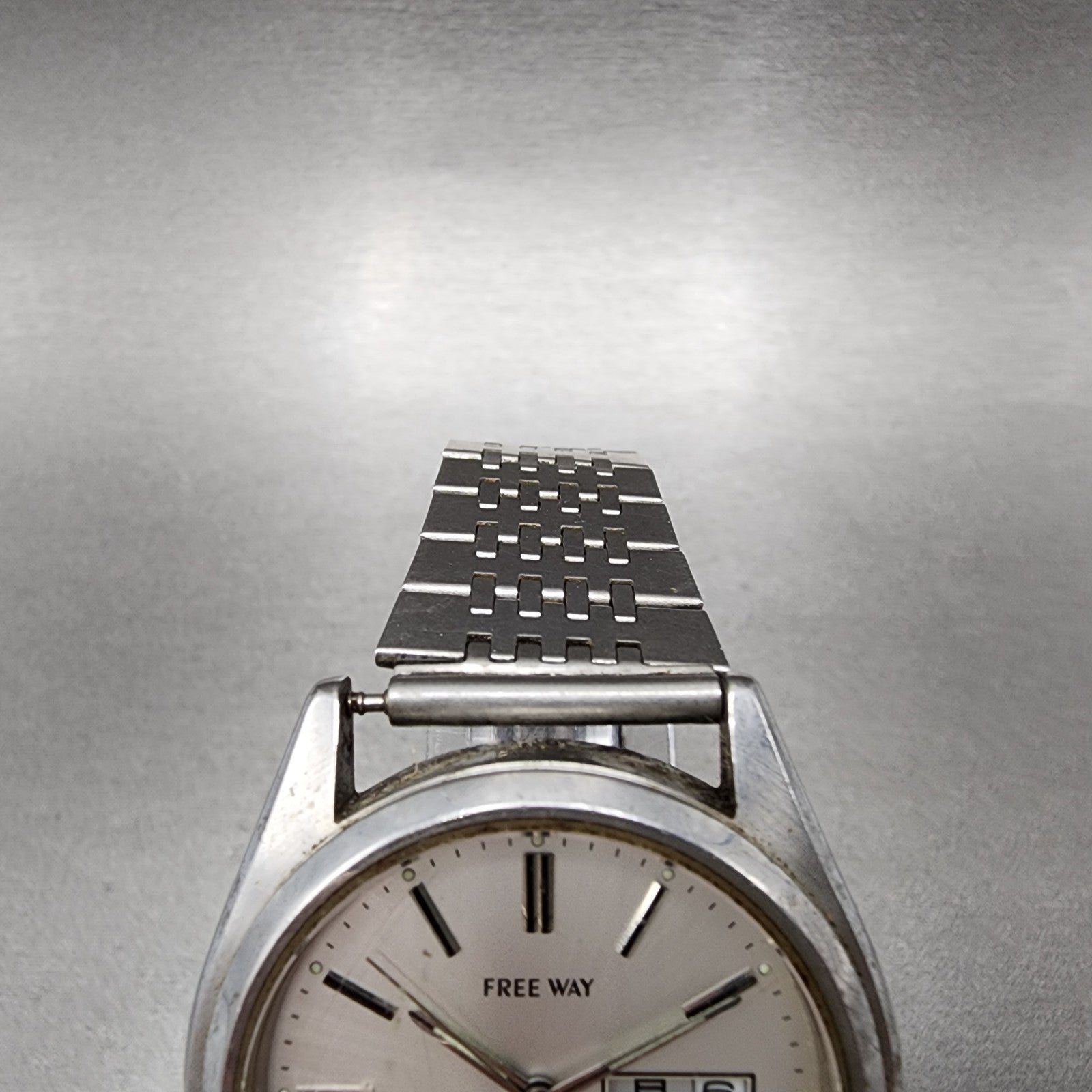 Citizen Free Way Watch Men 37mm Silver Dial Steel Daydate 5500A41598 New Batt4