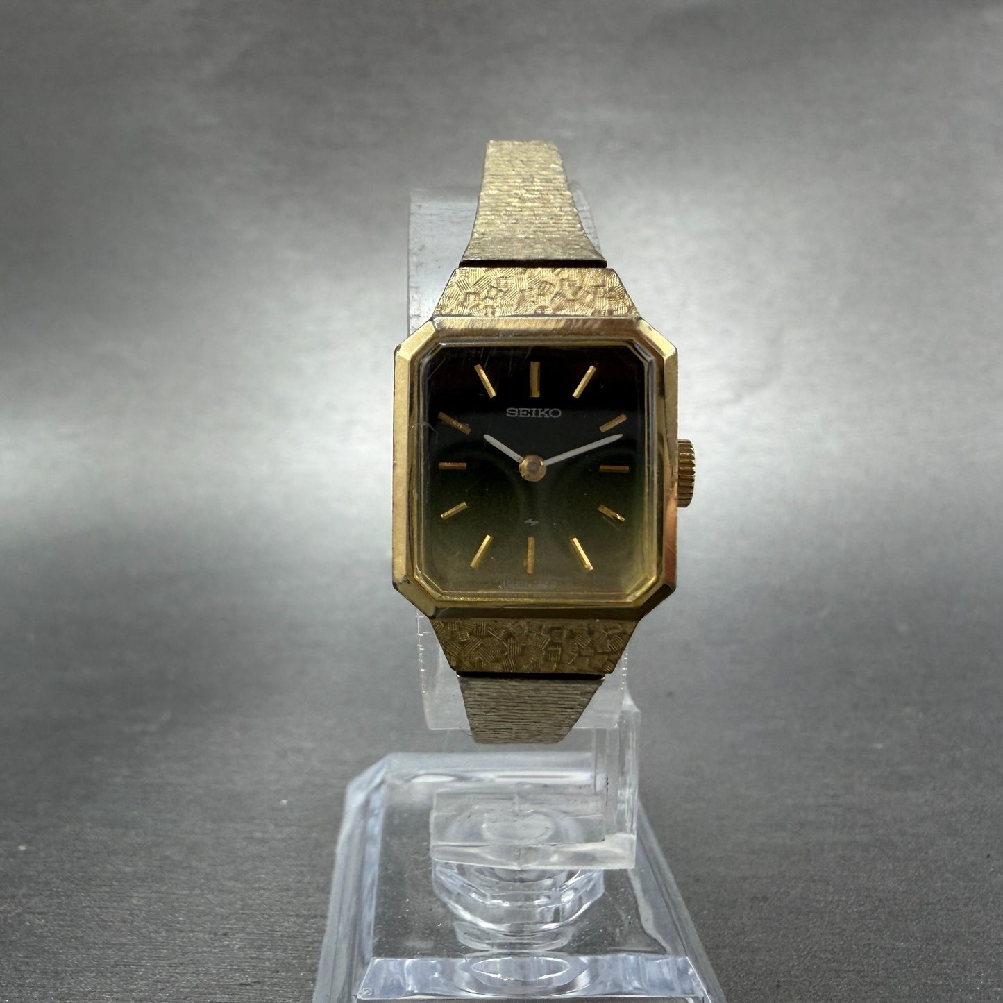 Seiko Tank Watch Women 18mm Green Dial Gold Tone Manual Rectangle 11-3990 Runs5