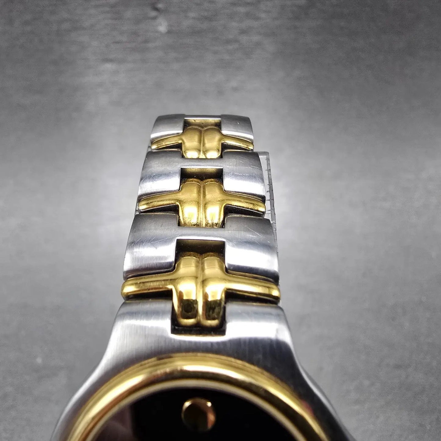 Movado Museum Watch Women 26mm Black Dial Two Tone Round 81.A1.827 New Battery P4