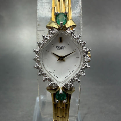 Seiko Pulsar Watch Women 17mm White Dial Gold Tone Oval V400 L 174A New Battery0