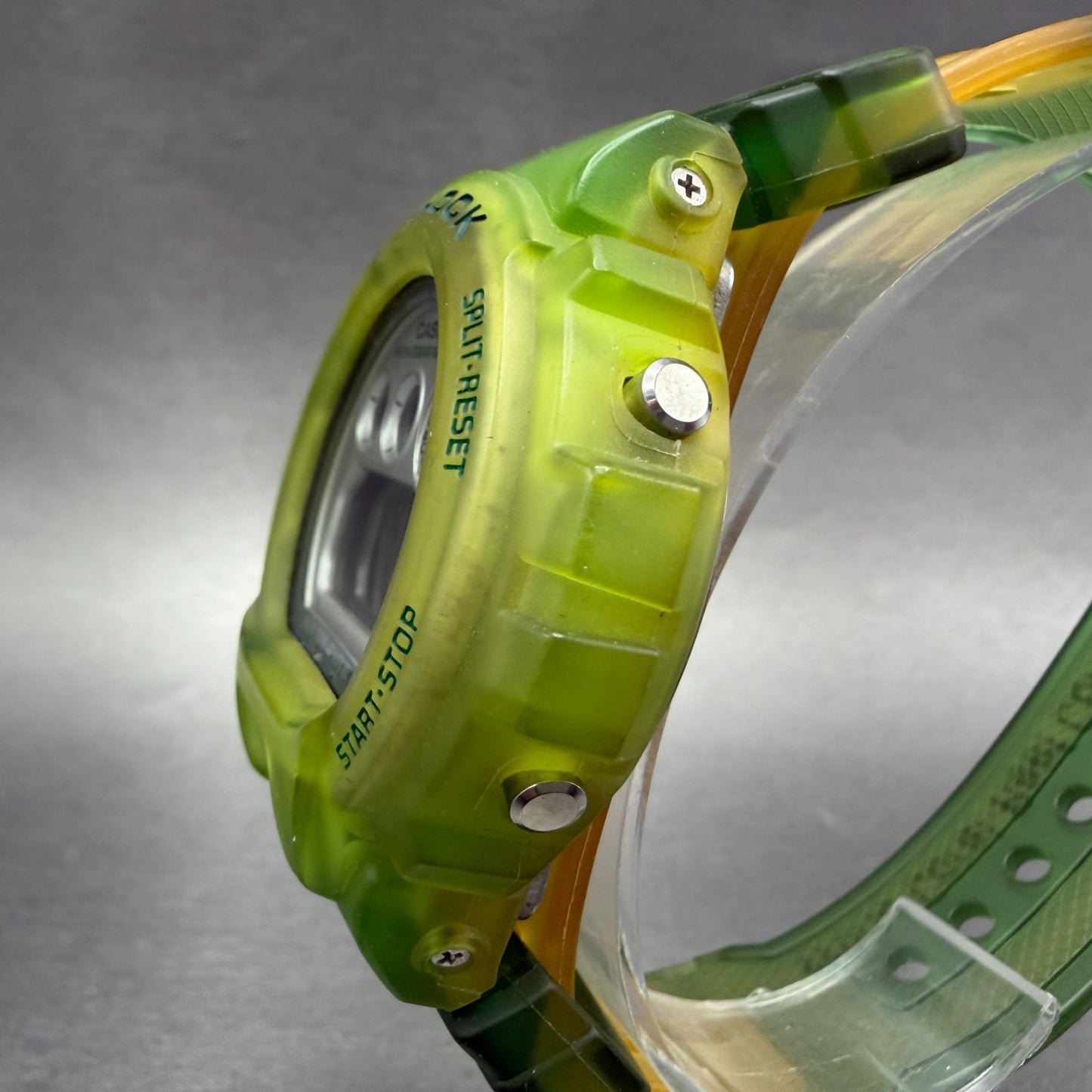 Casio G-Shock DW-6900 Watch Men 51mm Digital Green Alarm Chrono NewBatt W.C.C.S.2