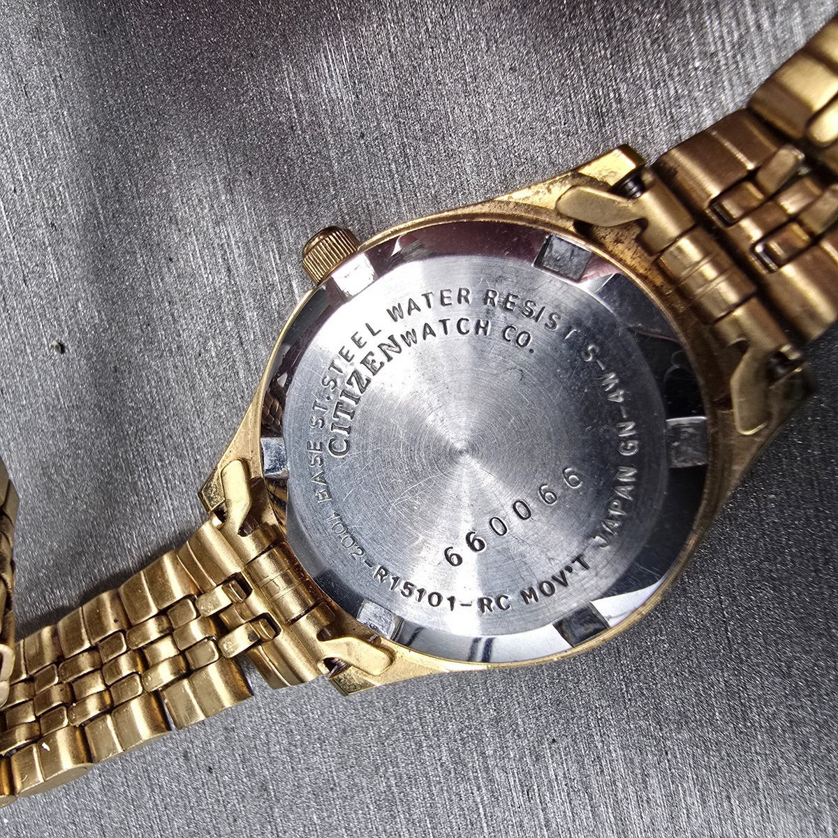 Citizen CQ Watch Women 25mm MOP Dial Gold Daydate 1002-R15101 New Battery JT10