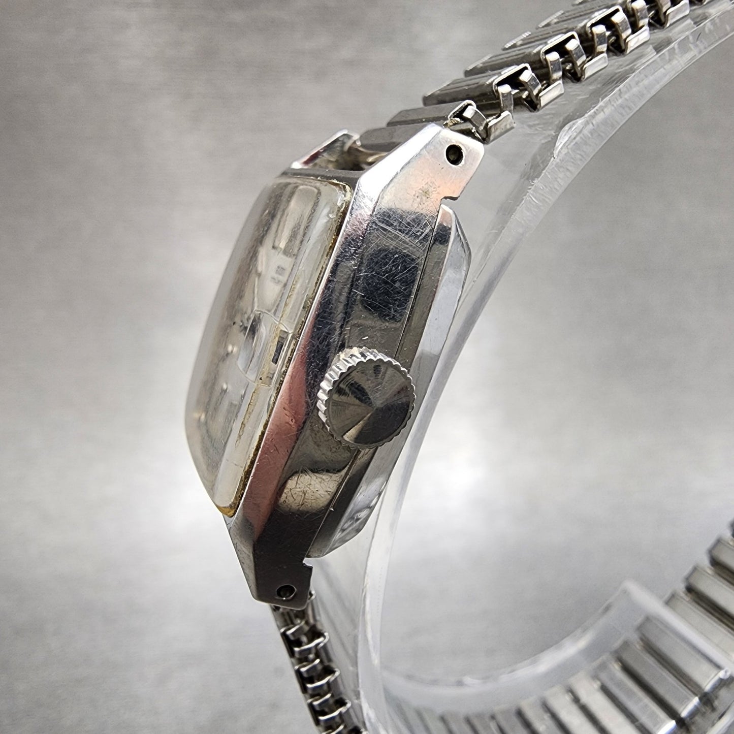 Vintage Seiko Matic lady Watch Women 20mm White Dial Silver Tone Date 2517 Runs2