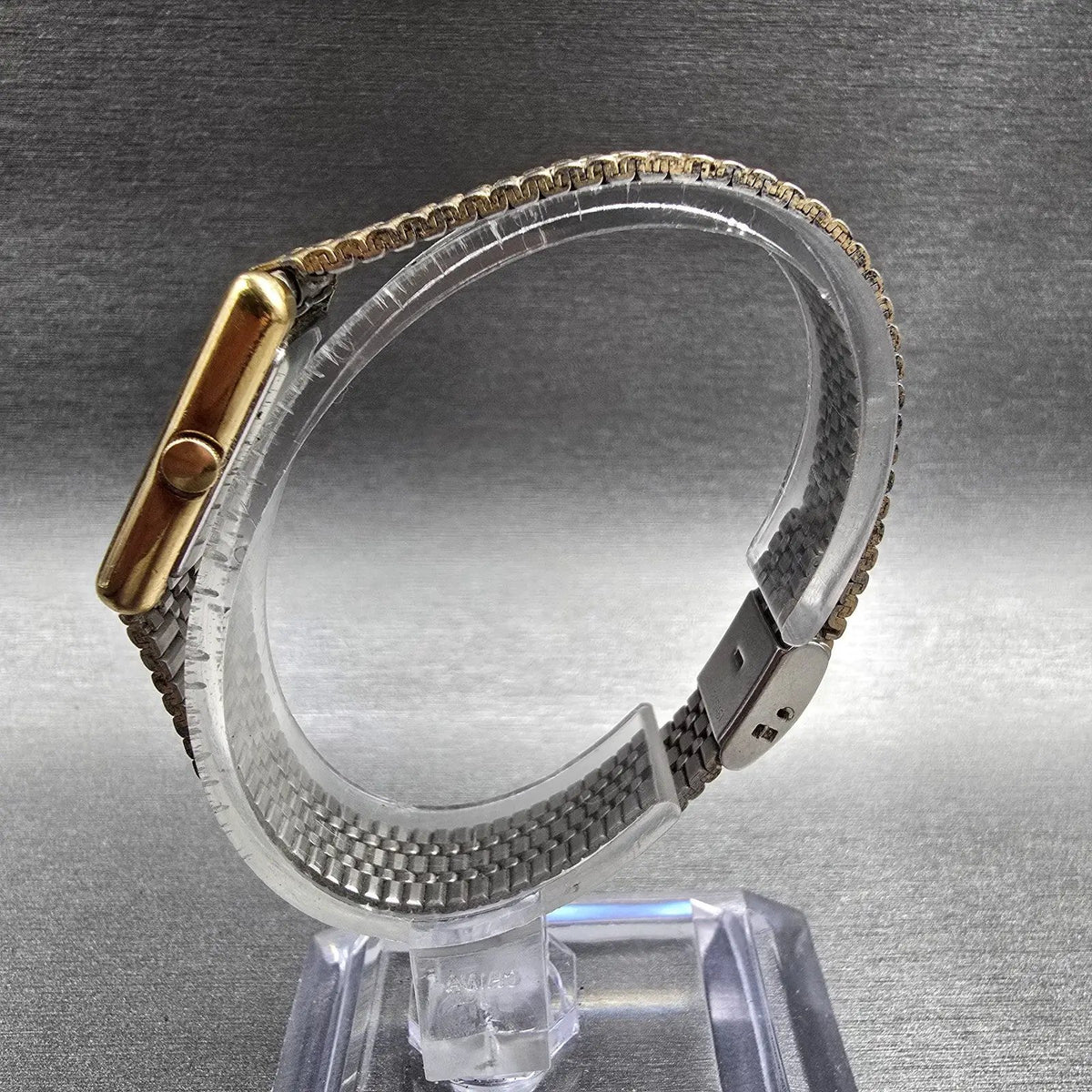 Seiko Tank Watch Women 18mm Gold Dial Gold Tone Rectangle 1400-5039 New Battery6