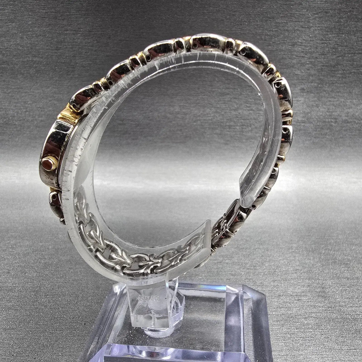 Bulova Watch Women 20mm Silver Dial Two Tone Diamond Round 98P15 New Battery JP26