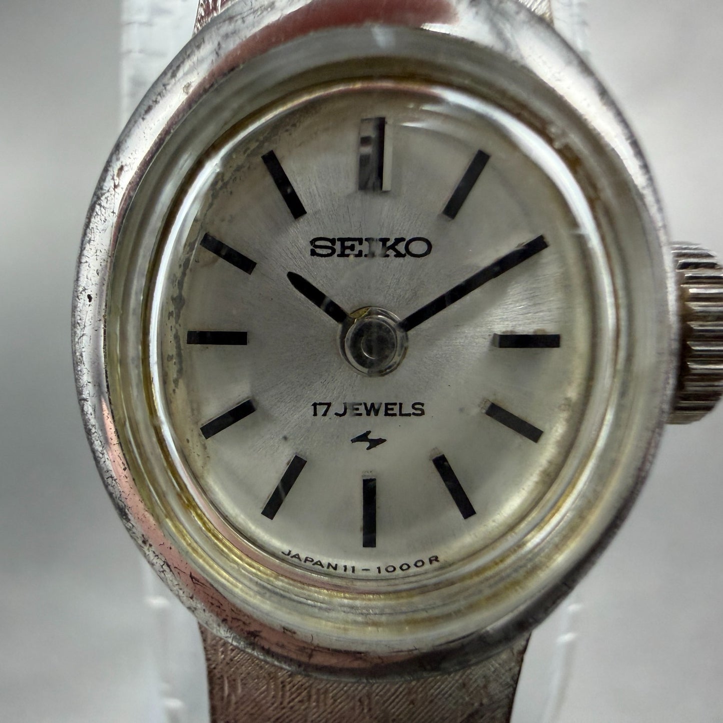 Seiko Watch Women 25mm Silver Dial Silver Tone Oval Manual 11-7380 Runs Vintage1