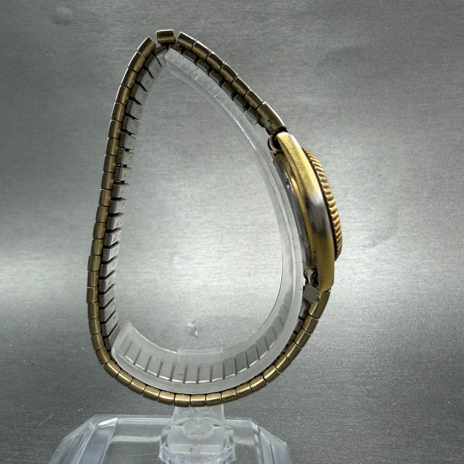Seiko SQ Watch Women 24mm Gold Dial Gold Tone Daydate 3Y03-0169 New Battery VTG98