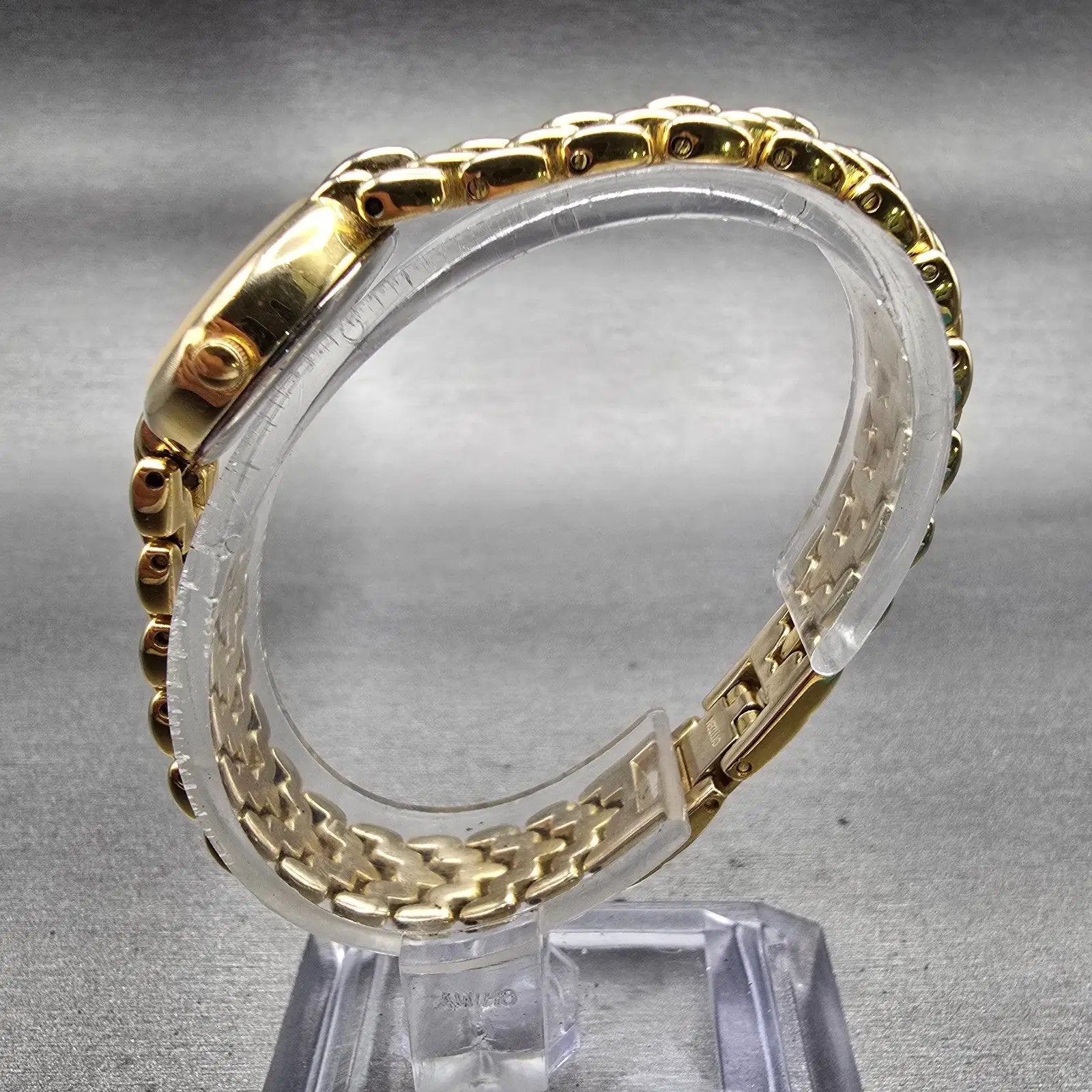 Citizen Watch Women 19mm MOP Dial Gold Tone Round 5920-S49577 New Battery VTG6