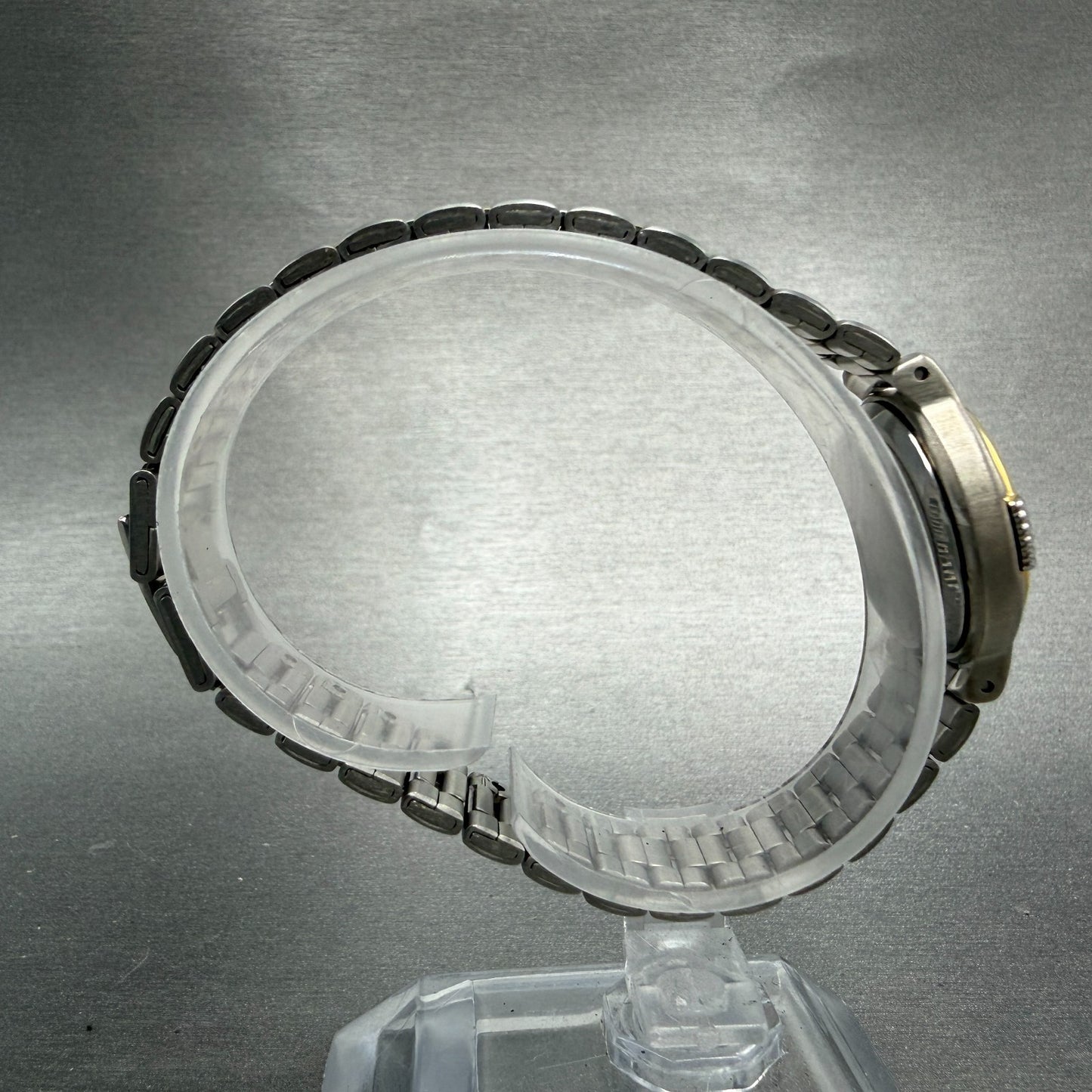 Givenchy Watch Women 25mm White Dial Two Tone Round 218 New Battery8