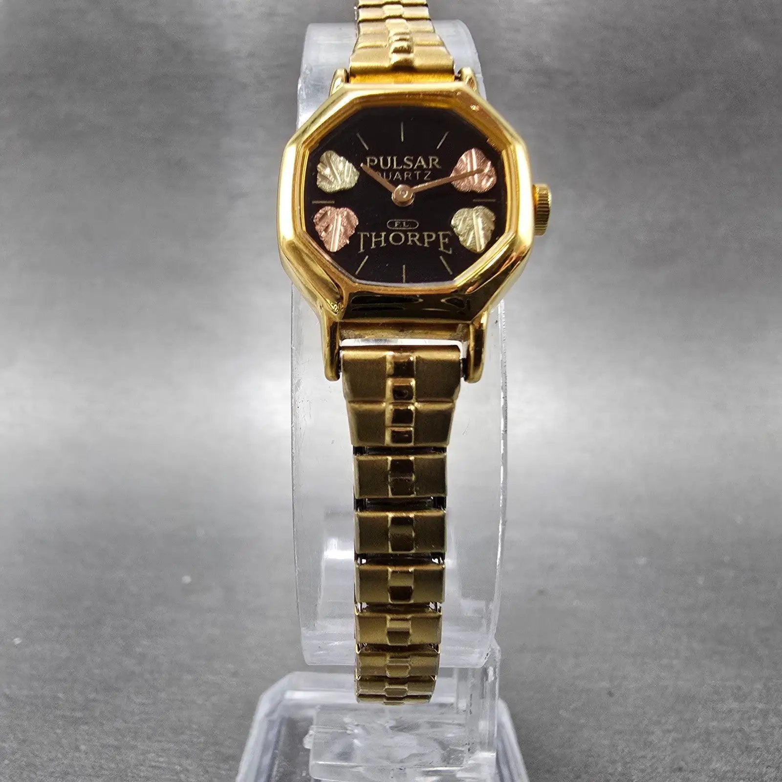 Pulsar Watch Women 17mm Black Dial Gold Tone Octagon V400-5310 Leafs New Battery5