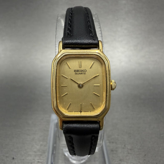 Seiko Tank Watch Women 17mm Champagne Dial Gold Tone 2P20-5A00 New Battery0