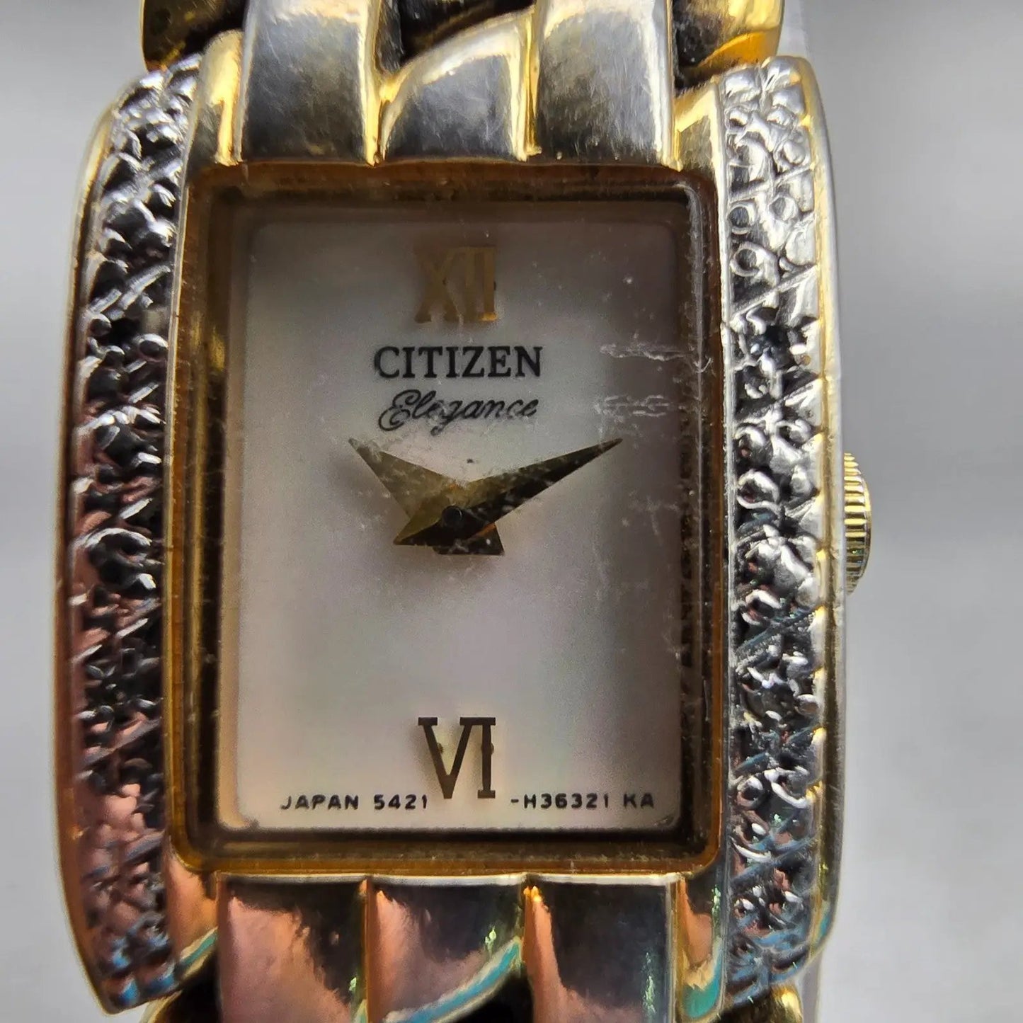 Citizen Elegance Watch Women 14mm MOP Dial Two Tone Gemmed 5421-H21441 New Batt1