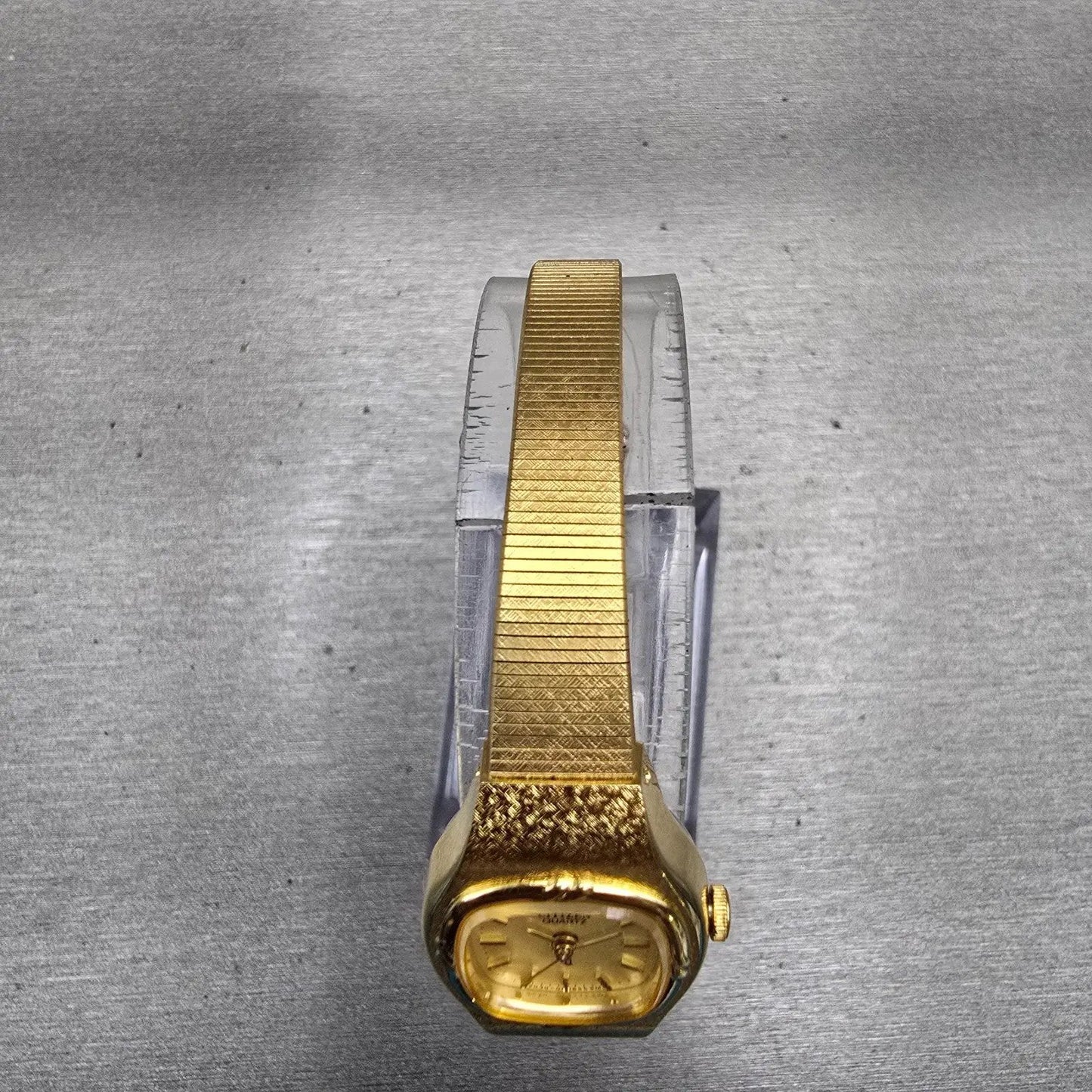 Citizen CQ Watch Women 19mm Gold Dial Gold Tone Oval 2030-943031 New Battery4