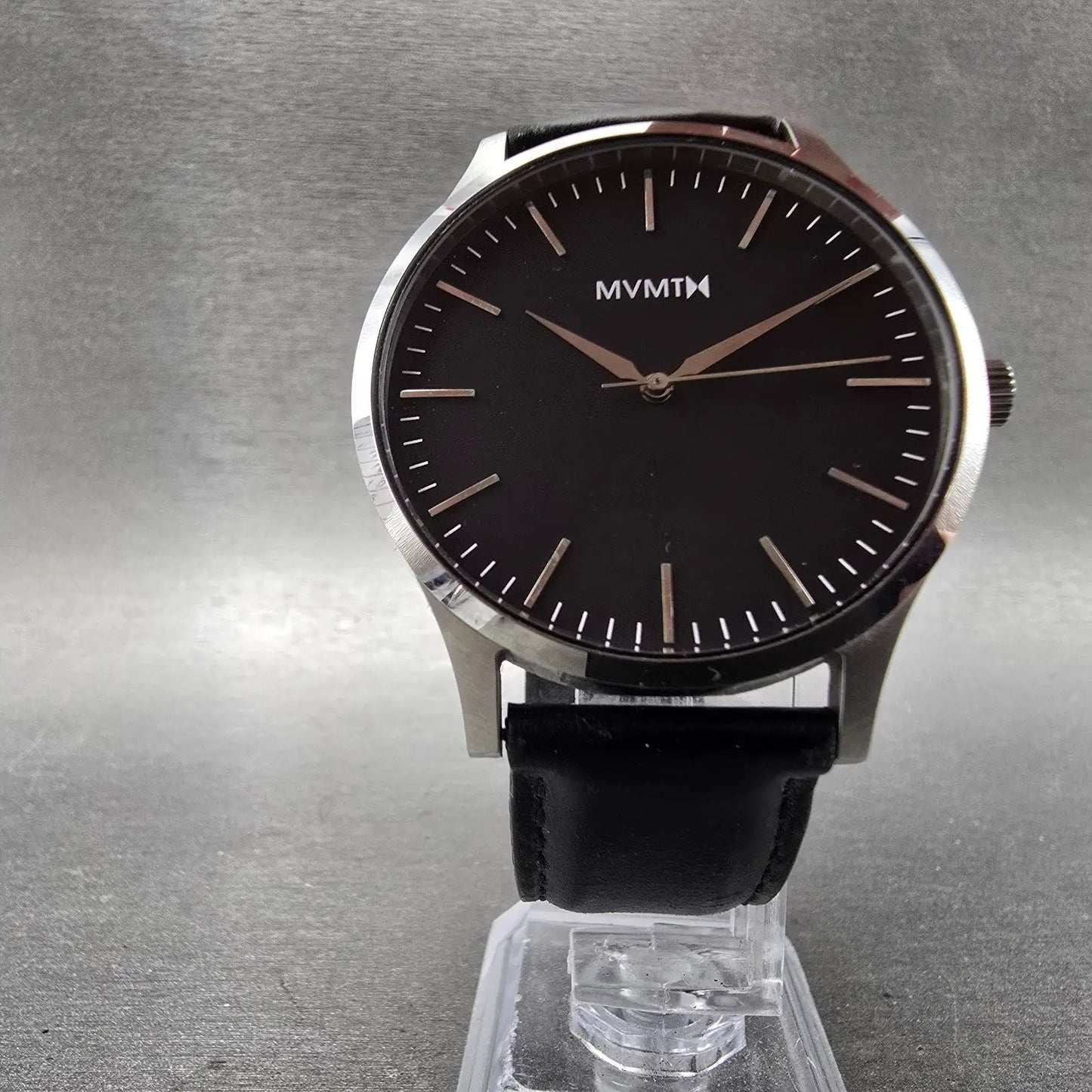 MVMT MT01-GML 40 Watch Men 40mm Black Dial Silver Tone Round Leather New Batt 125