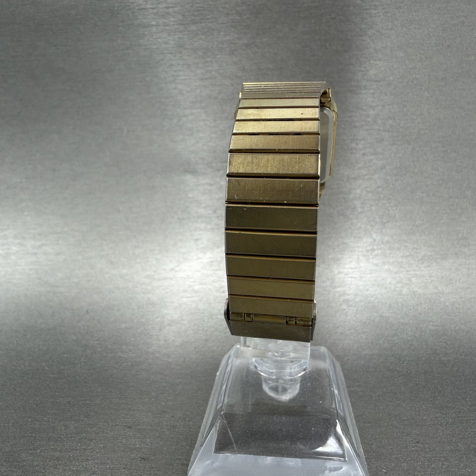 Seiko Tank Watch Men 25mm Champagne Dial Gold Tone 5Y31-5000 New Battery7