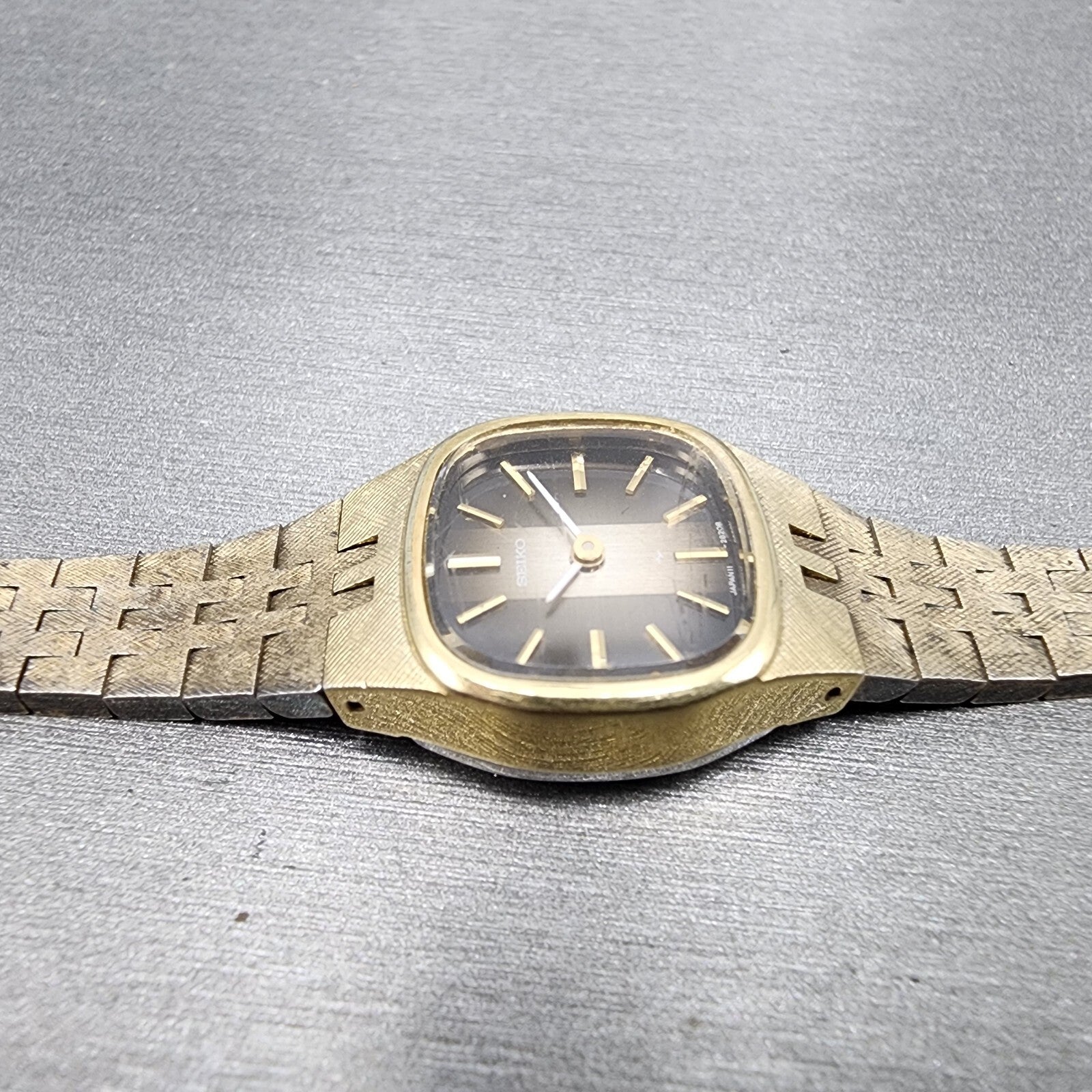 VTG Seiko Watch Women 19mm Brown Dial Gold Tone Rectangle READ!!!!!! Manual5
