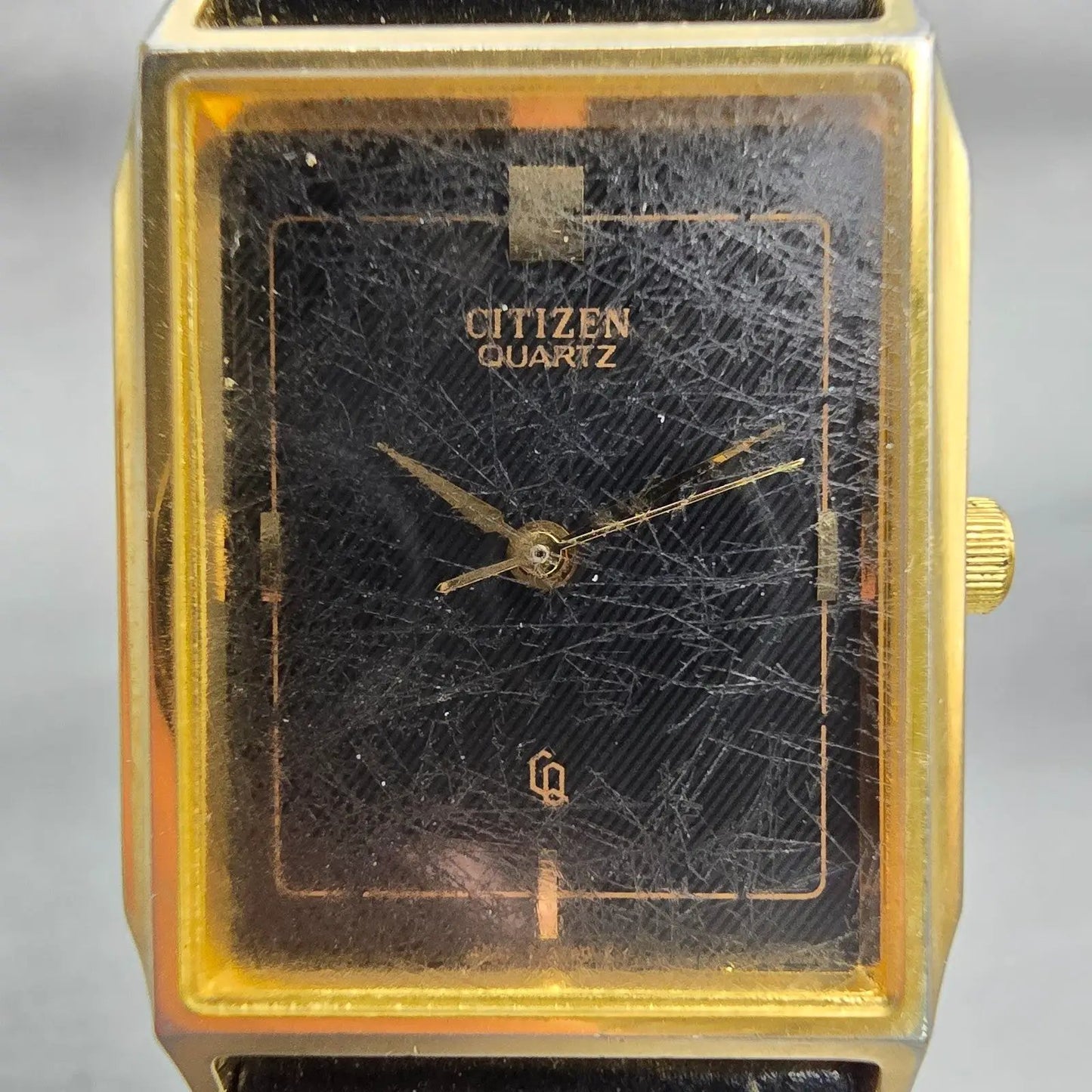 Citizen CQ Watch Men 24mm Black Dial Gold Tone Rectangle 4031-915267 New Battery1