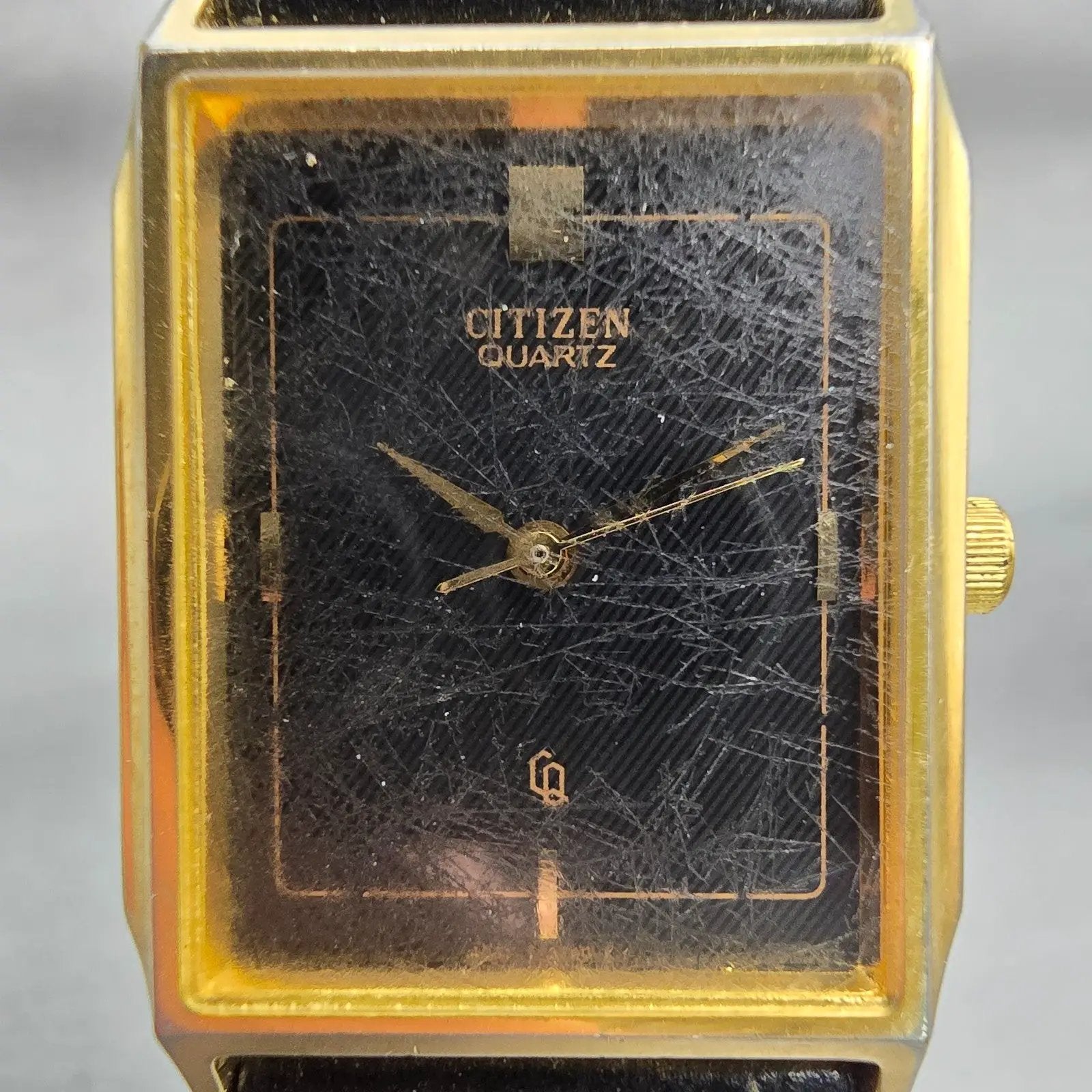 Citizen CQ Watch Men 24mm Black Dial Gold Tone Rectangle 4031-915267 New Battery1