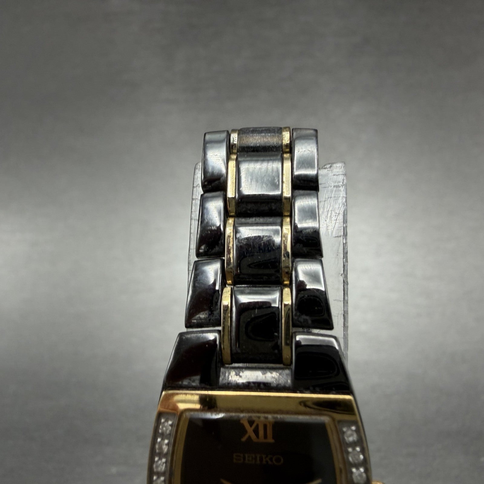 Seiko Tank Watch Women 19mm Black Dial Black & Gold Tone 1N00-0NG0 New Battery4