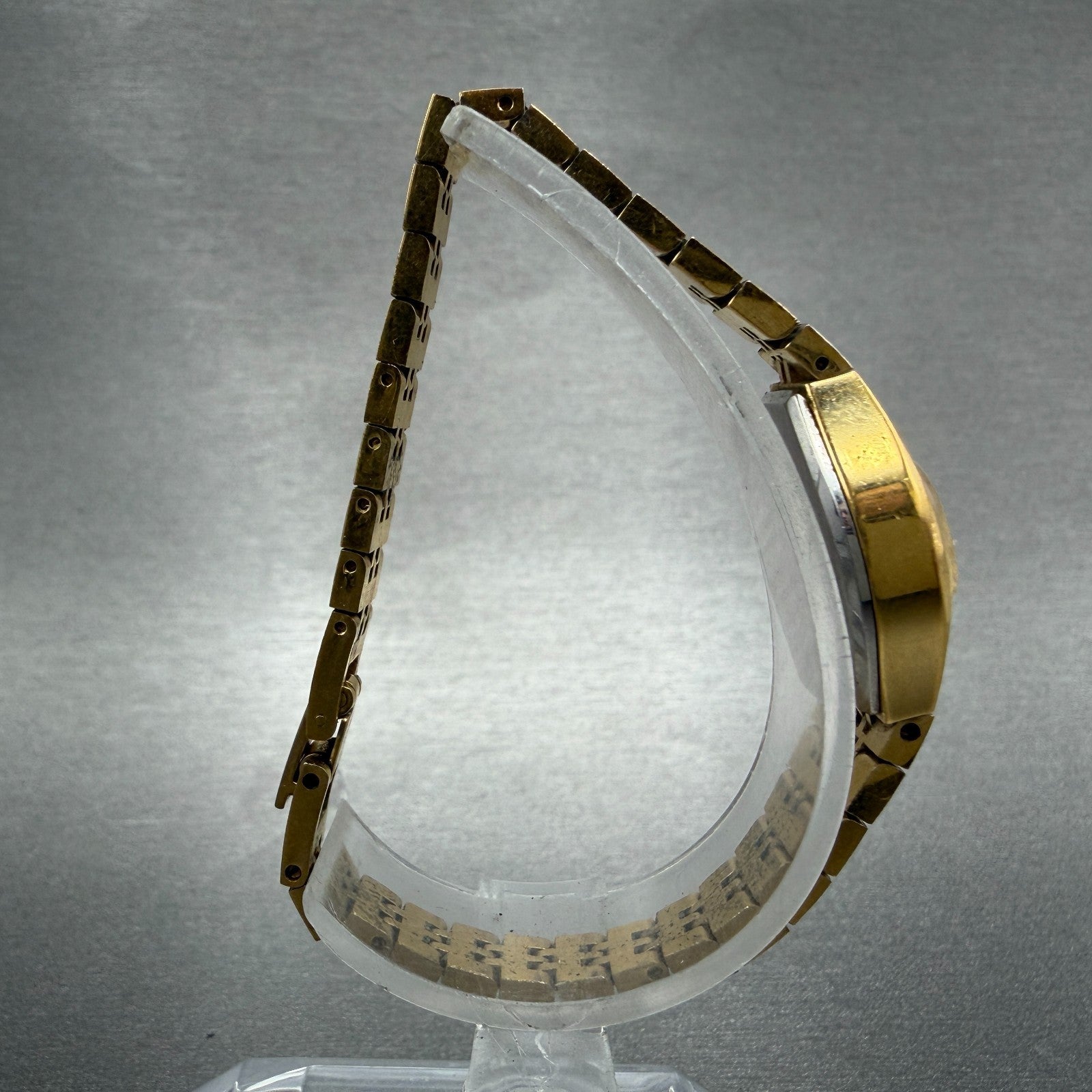 Citizen Seven Watch Women 18mm Champagne Dial Gold Tone 2030-069129 New Battery8