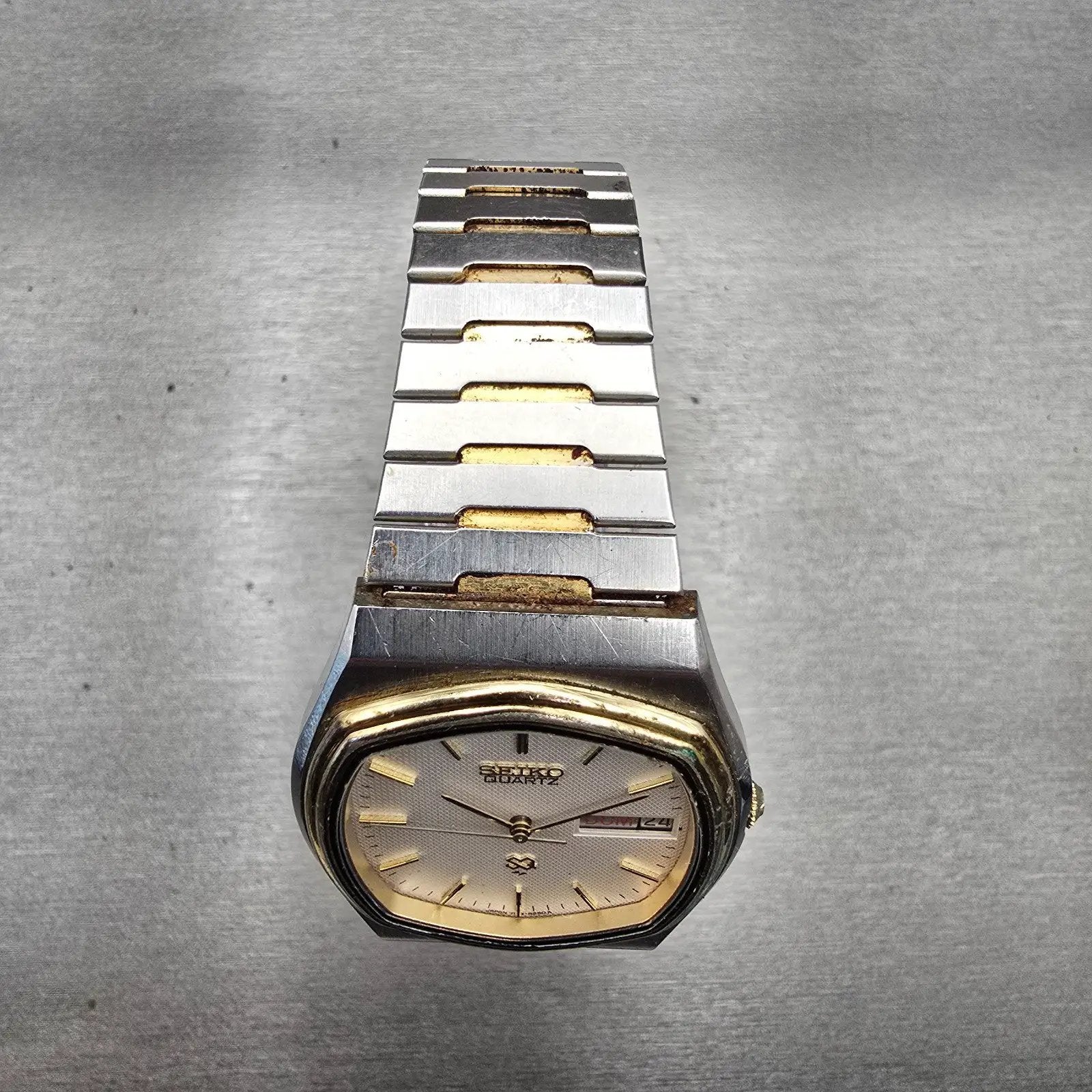 Seiko SQ Watch Men 34mm White Dial Two Tone Daydate Oval 7123-5250 New Battery4