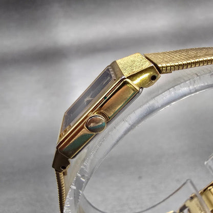 Seiko Watch Women 12mm Black Dial Gold Tone Rectangle 2E20-5490 New Battery VTG2