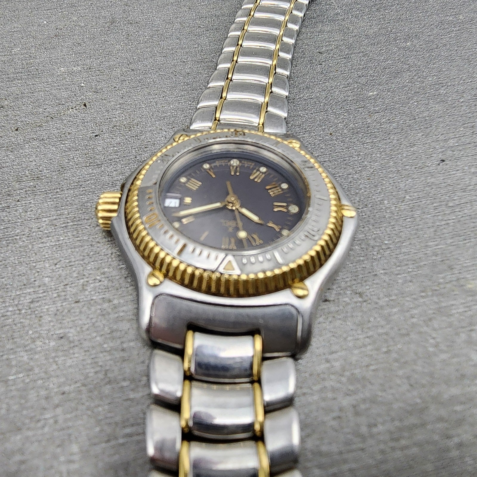 Ebel Discovery Dive Watch Women 29mm Gray Dial Two Tone Date READ!! New Battery4