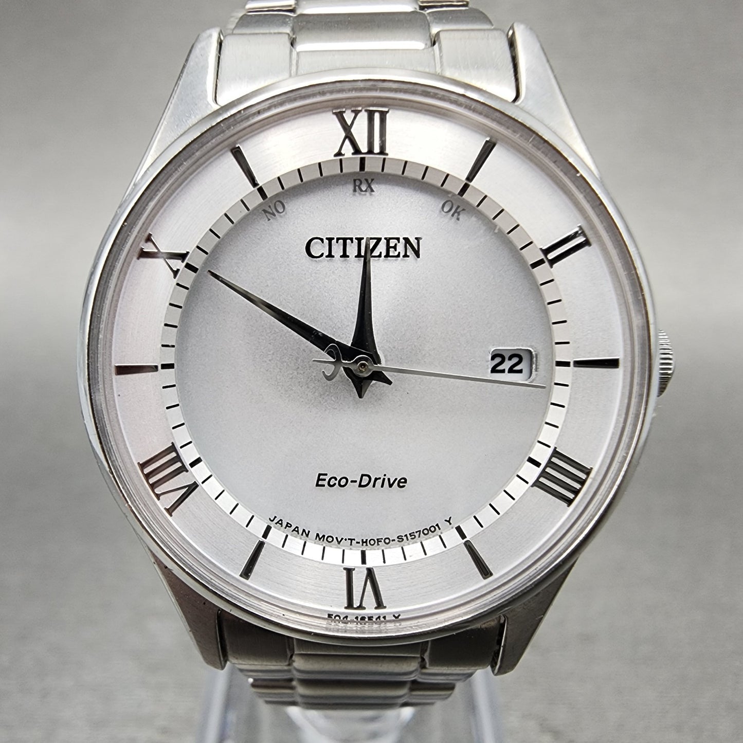 Citizen EcoDrive Watch Women 28mm White Dial Silver Tone Date Round Runs1