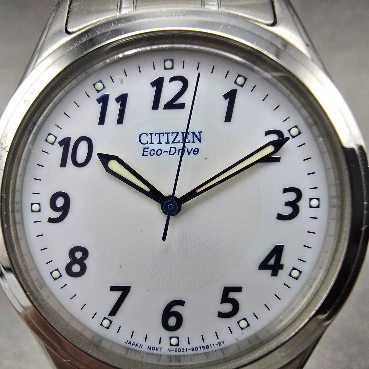 Citizen Eco-Drive Watch Men 36mm White Dial Silver Date E031-S048419 Round Runs1
