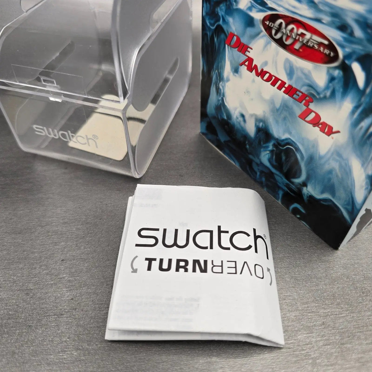 Swatch Turn Over James Bond Die Another Day Watch Men 29mm SUFB100 New Batt NOS11