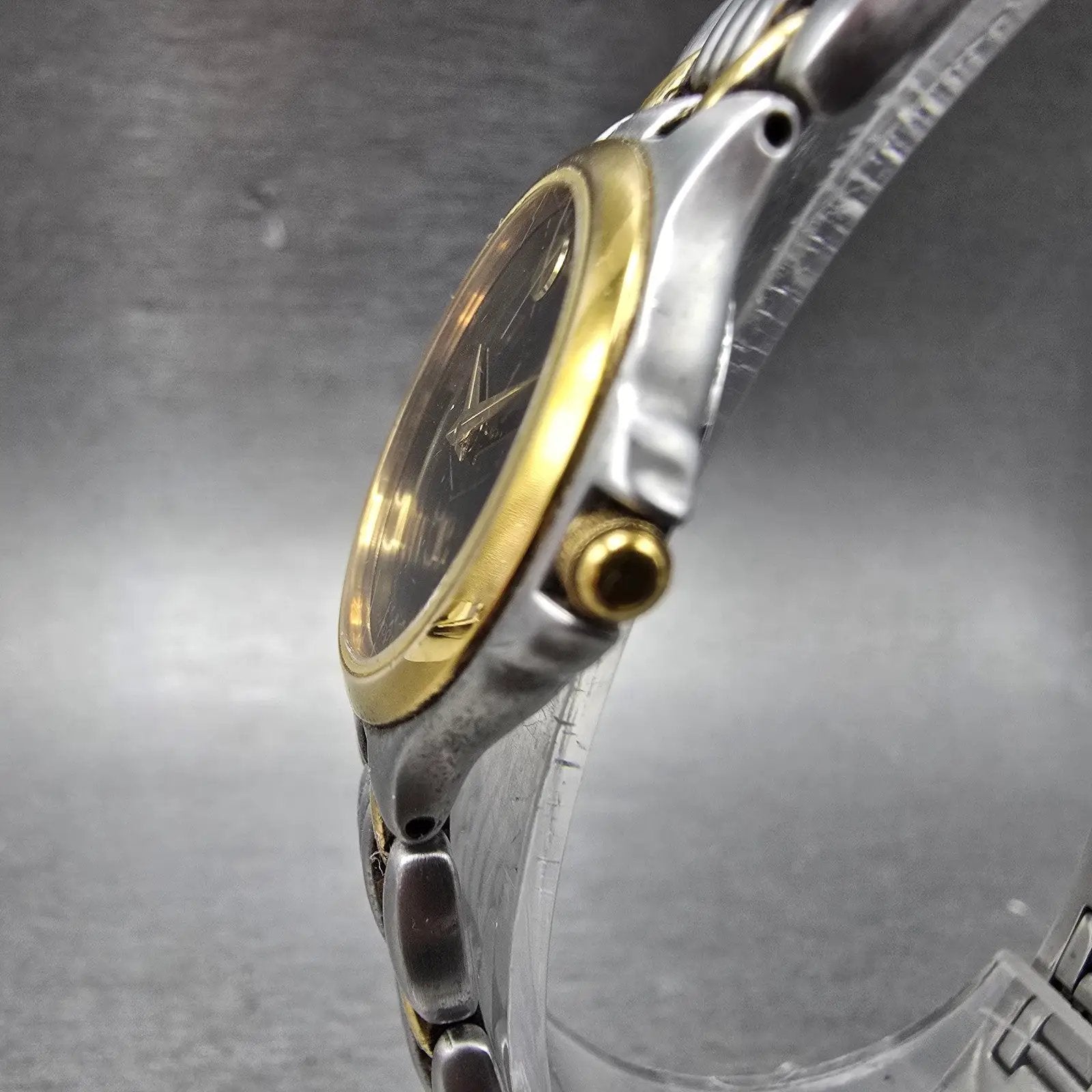 Movado Museum Watch Women 25mm Black Dial Two Tone Round 81-E4-9836 New Battery2