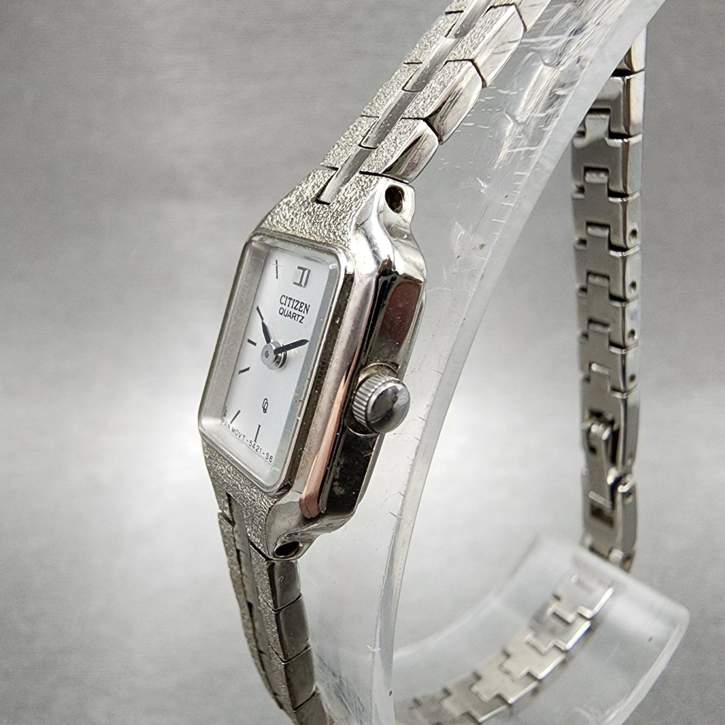 Citizen CQ Watch Women 13mm Silver Dial Silver Tone Rectangle New Battery VTG2