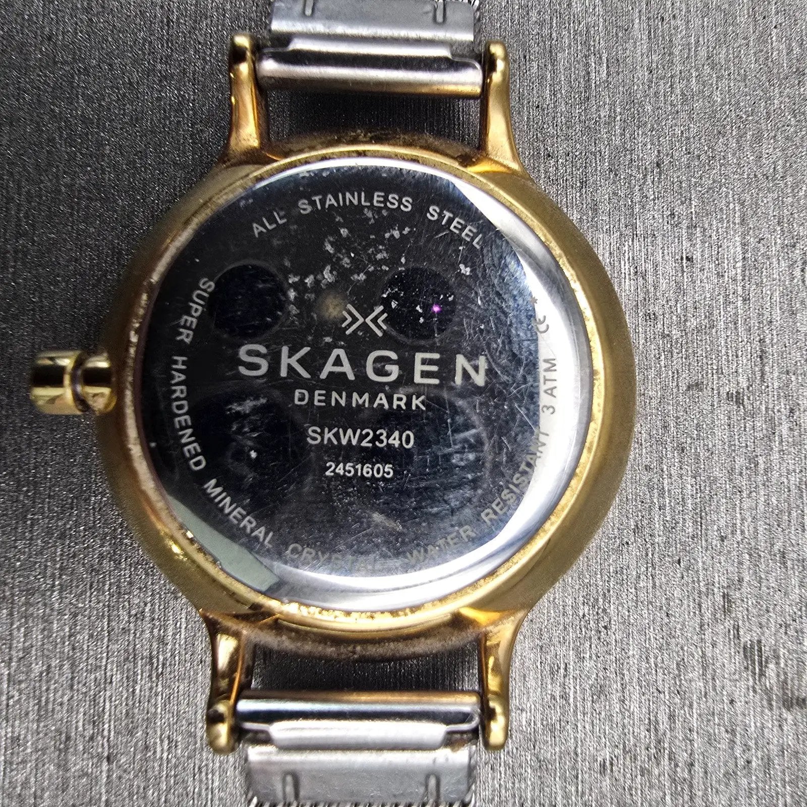 Skagen Anita Watch Women 30mm Silver Dial Gold Tone Round SKW2340 New Battery10