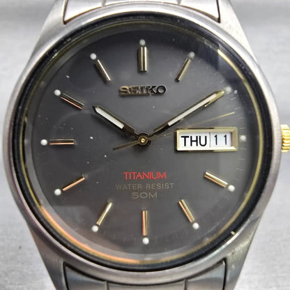 Seiko Titanium Watch Men 36mm Gray Dial Daydate Round 7N43-9069 New Battery VTG1