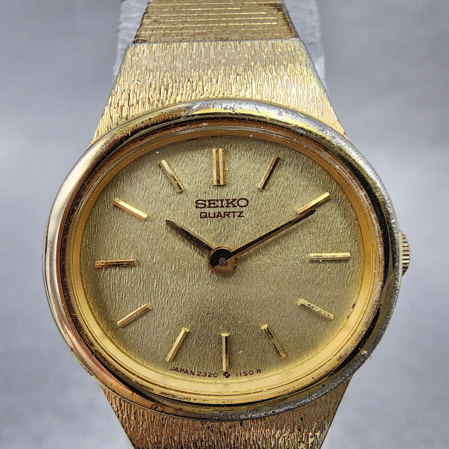 Seiko Watch Women 20mm Cream Dial Gold Tone Oval 23205439 New Battery1