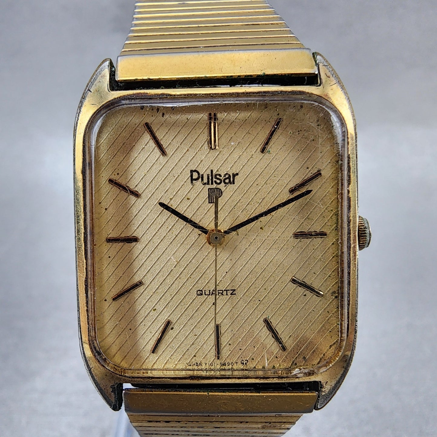 Seiko Pulsar Tank Watch Men 27mm Champagne Dial Gold Tone Y1015329b New Battery1