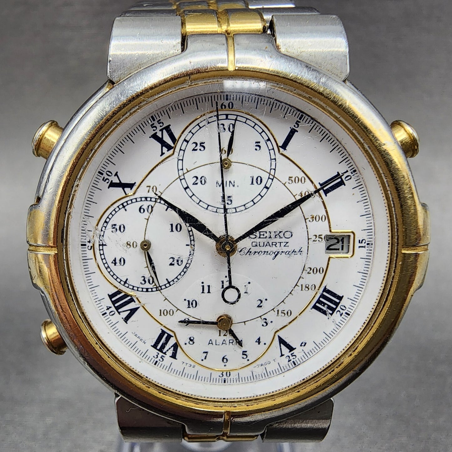 Seiko Chronograph Watch Men 36mm White Dial Two Tone Date Alarm 7T327A09 PARTS2