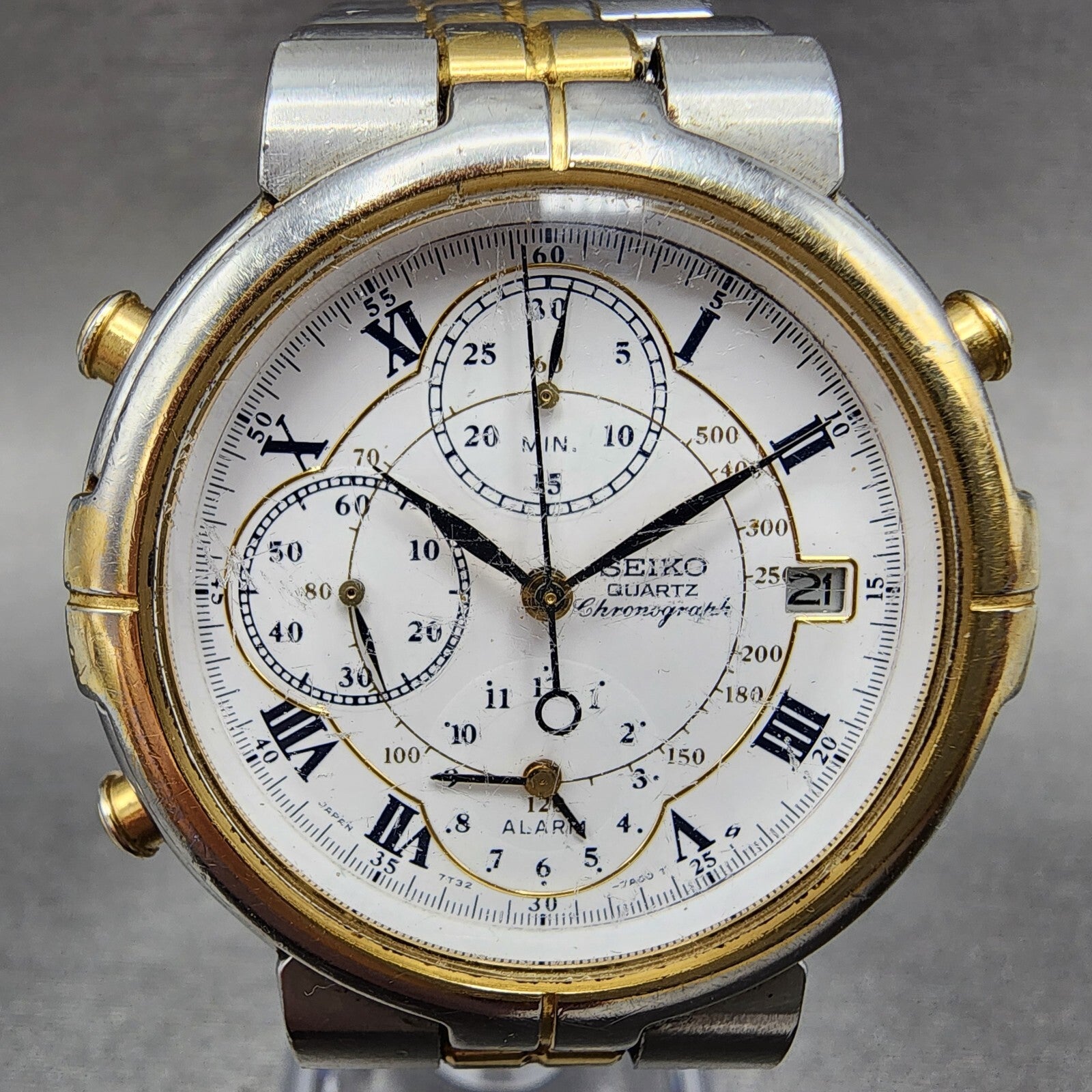 Seiko Chronograph Watch Men 36mm White Dial Two Tone Date Alarm 7T327A09 PARTS2