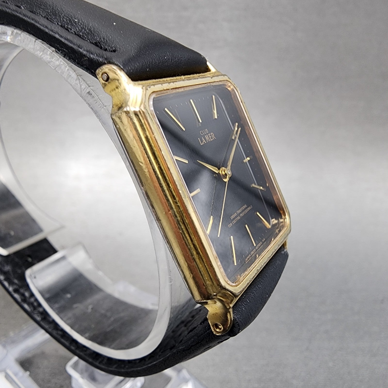 Citizen Club Lamer Tank Watch Men 25mm Black Dial Gold Tone Rectangle New Batt3