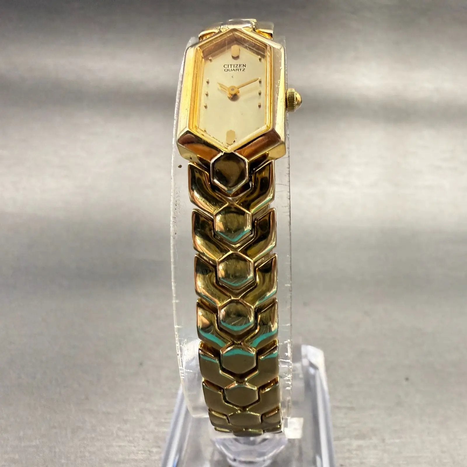 Citizen Watch Women 13mm Gold Dial Gold Tone Rectangle 5421-S41185 New Battery5