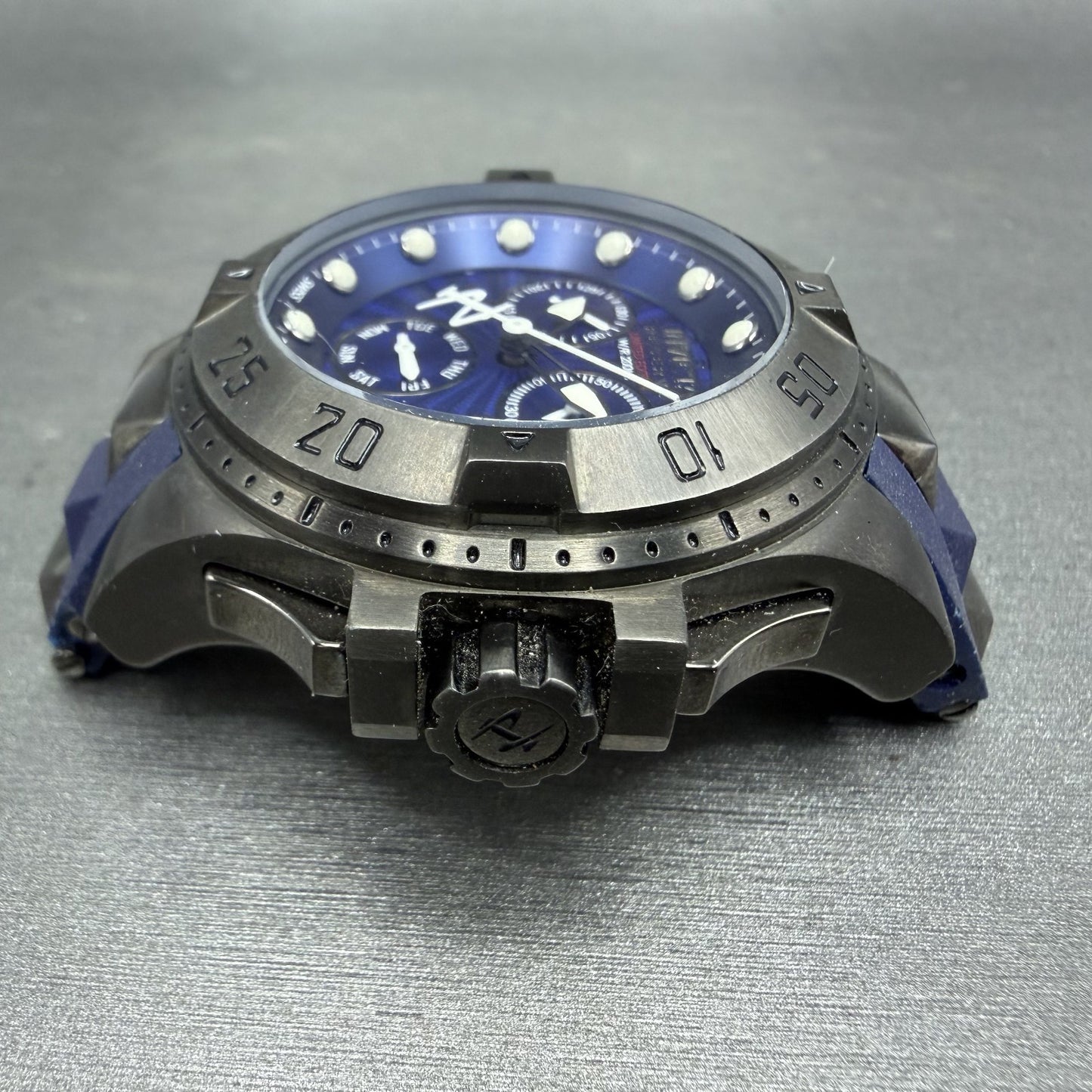 Invicta Excursion Chronograph Watch Women 40mm Blue Dial Daydate 18692 PARTS6