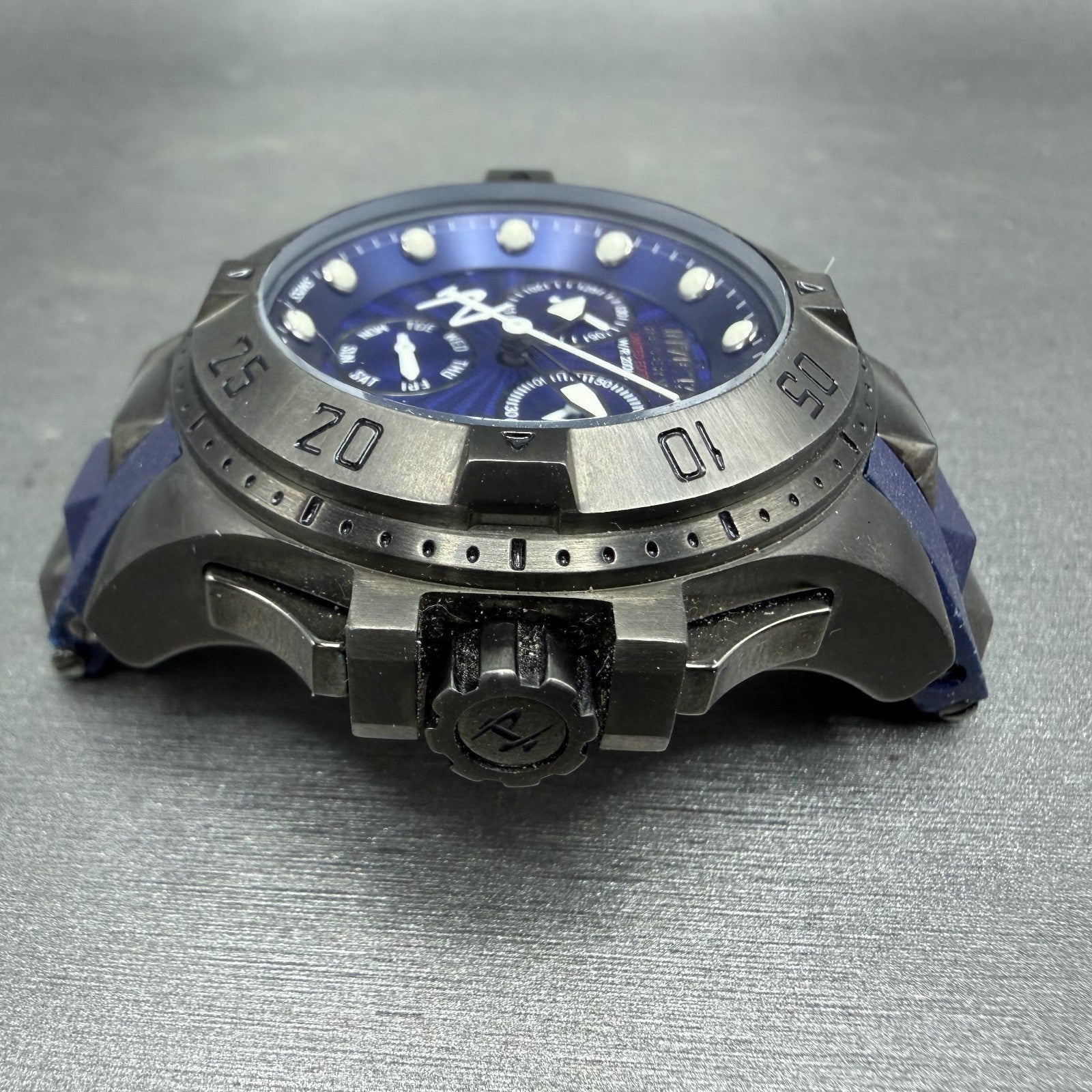 Invicta Excursion Chronograph Watch Women 40mm Blue Dial Daydate 18692 PARTS6